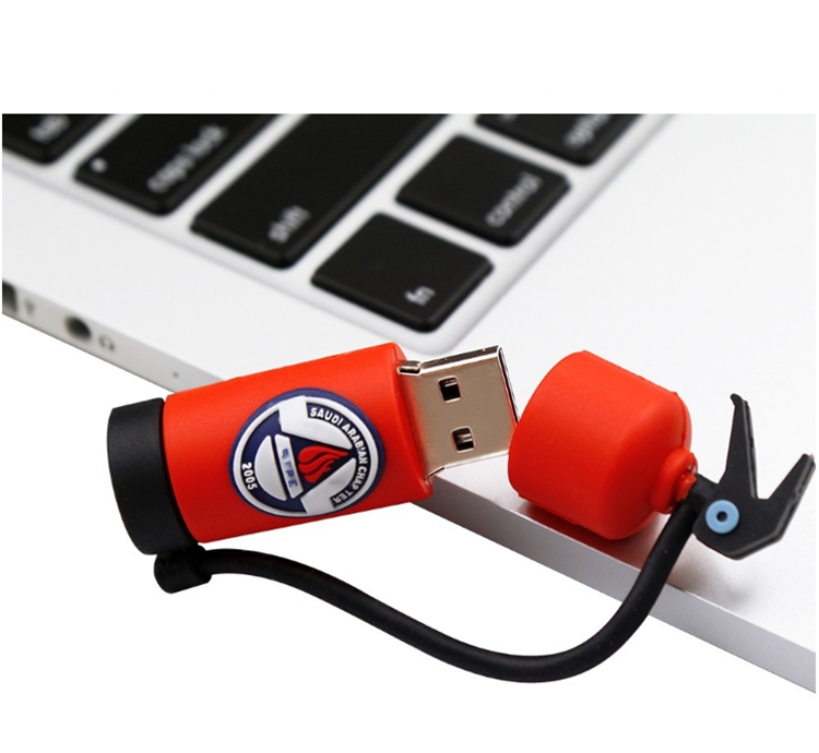 قضية التوصيل بالماء مخصصة لينة غطاء سيليكون USB