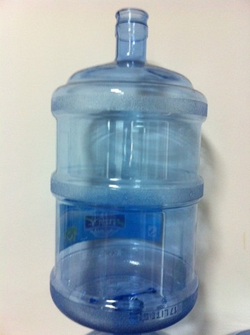 5 Gallon water dispenser bottles