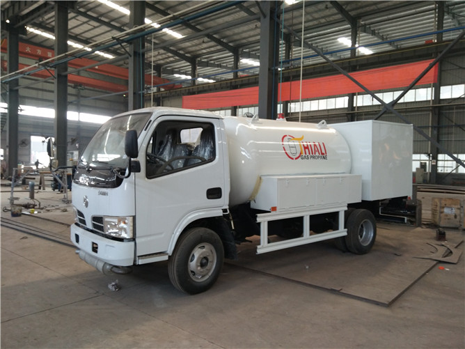 4000l Lpg Gas Filling Truck Jpg