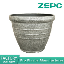 Sustainable Verdant Vessel with Water Basin Design