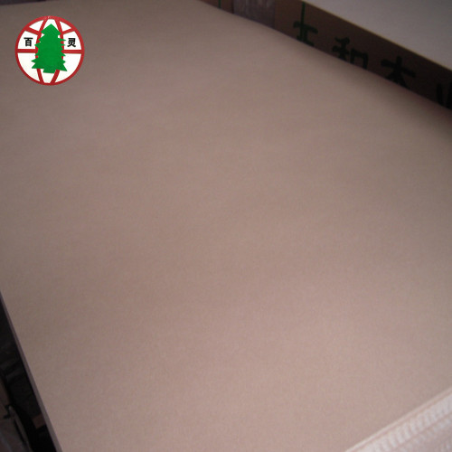 คณะกรรมการ MDF Board แบบ Poplar Core Plain MDF Board ขนาด 1220x2440mm