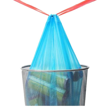 Пластиковый мешок для мусора на шнурке