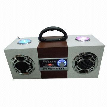 Wooden Speaker with Fashionable Design