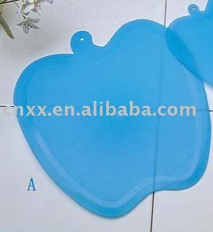 big apple cutting board