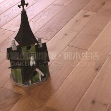 Fine oak one strip engineered plank flooring