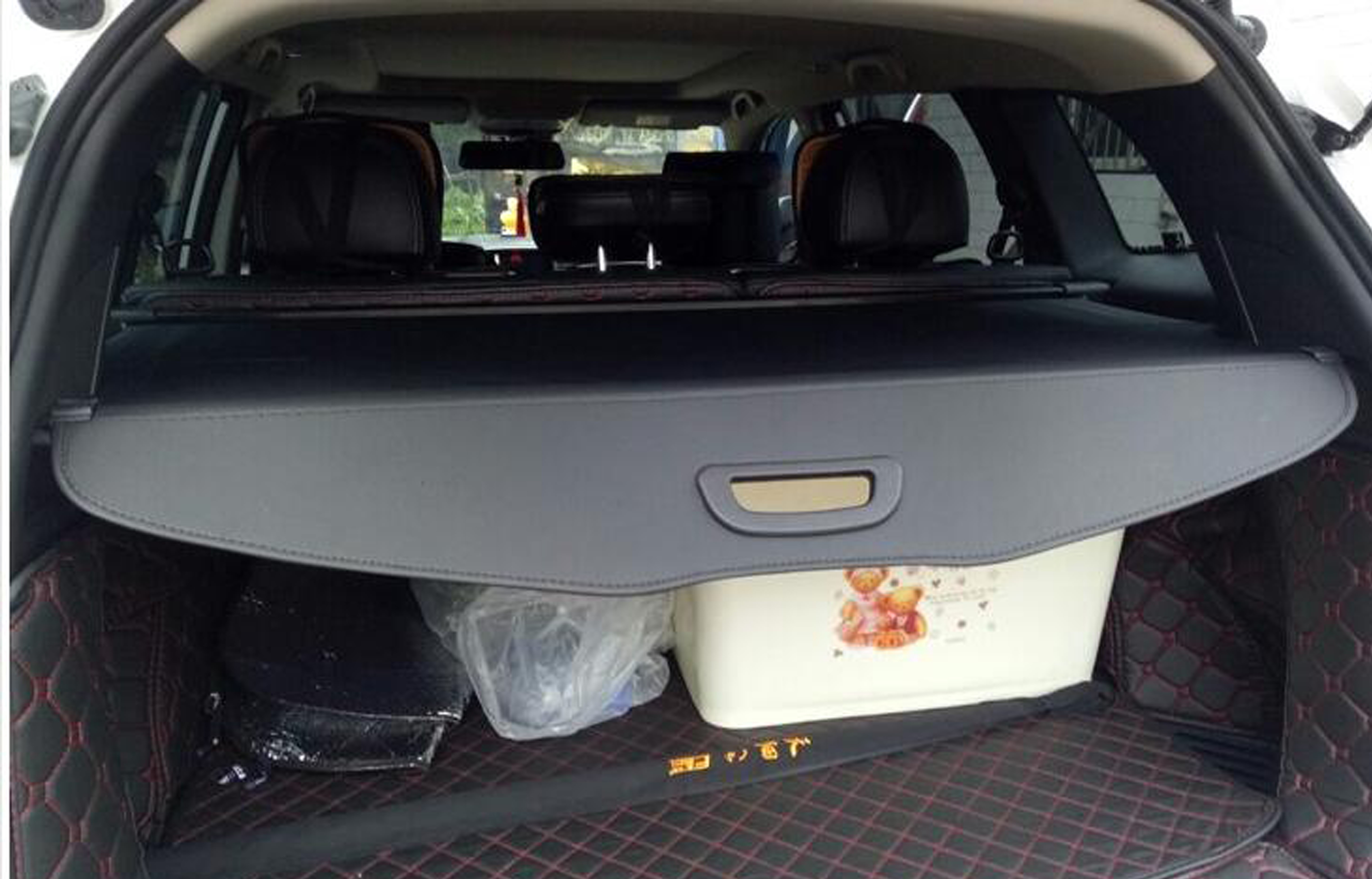 Stretching Trunk Cargo Cover Renault Kadjar