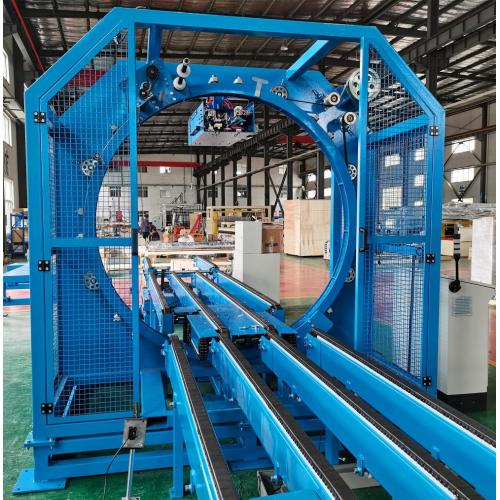 Stretch wrapping machine for motor