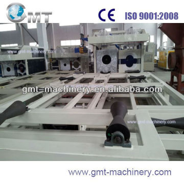 PVC pipe socket machine