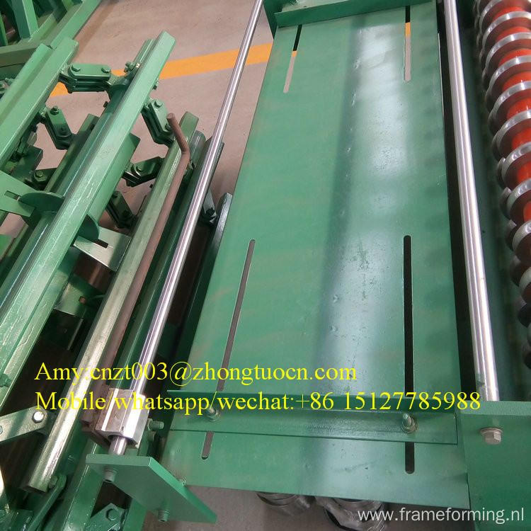 corrugated roof panel roll forming machine