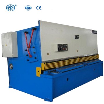 CNC metal shearing machine