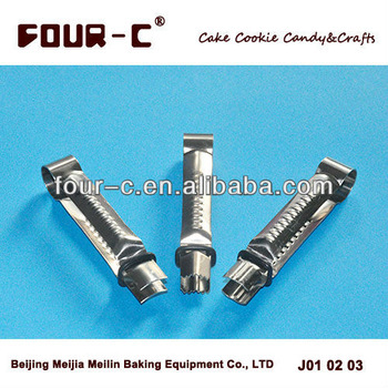 Steel cake crimpers, useful cake decorating tools