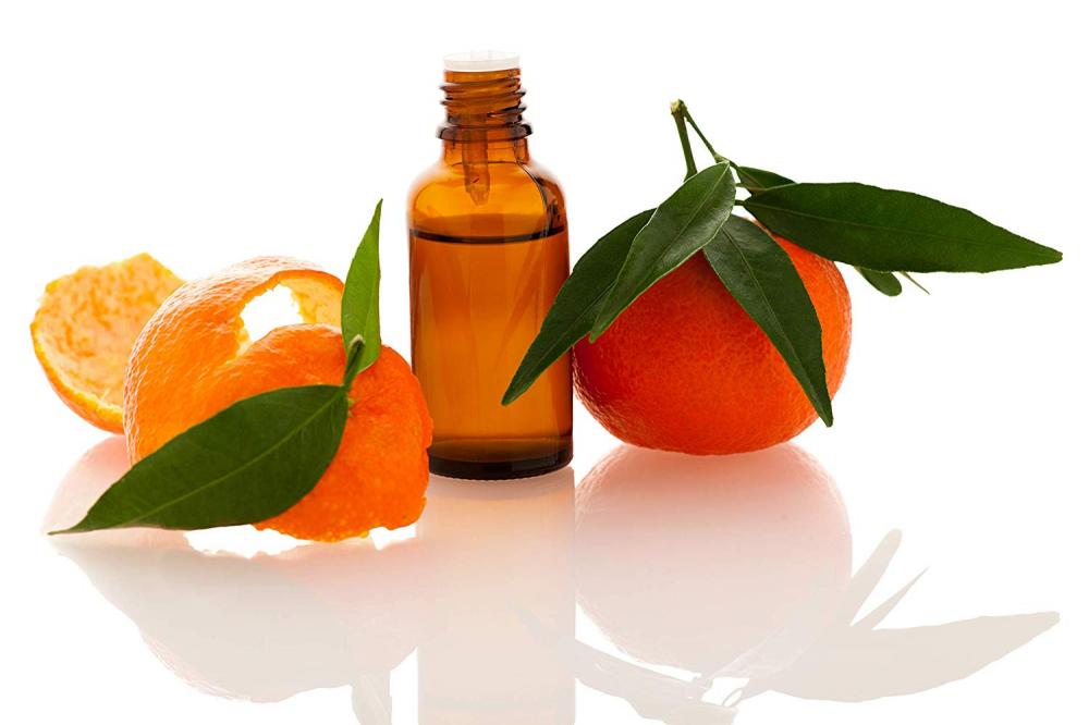 Huile de mandarine 100% naturelle de haute qualité