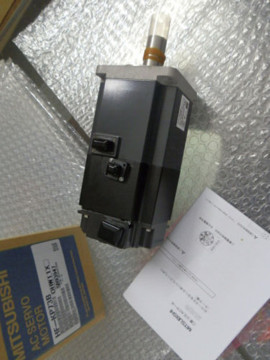 HF-KP73B Mitsubishi 106v voltage programmable servo motor