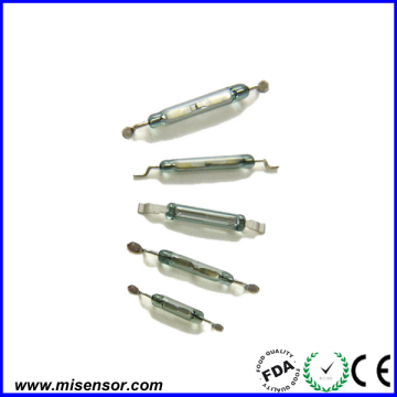 Plastci Reed switch for PCB mounting