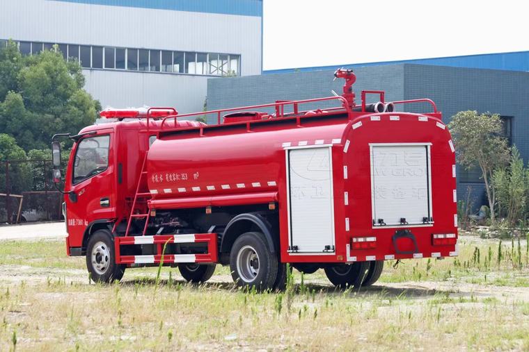 Dongfeng 4x2 Foam Water Tank Fire Fire Truck