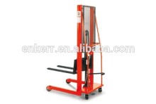 MANUAL HYDRAULIC FORK LIFTERS
