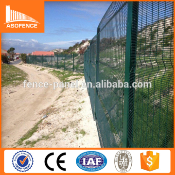 Green powder coated security 358 prison fencing / factory supply prison fencing