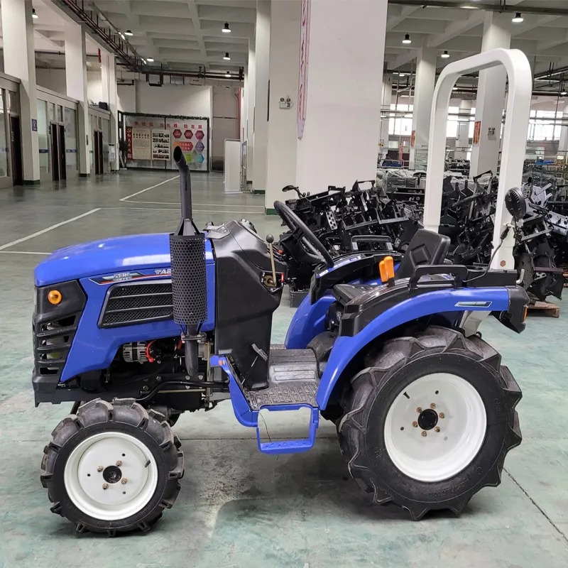 多用途欧洲 4WD 割草机前端装载机迷你拖拉机在印度的价格