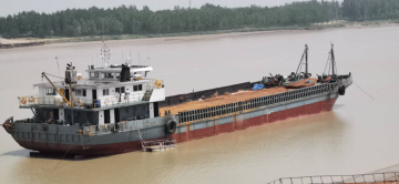 1700T Self-Propelled Deck Barge With Rampdoor