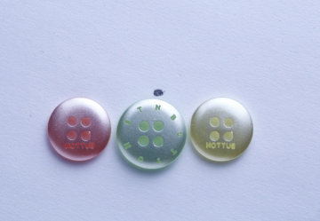 Hot Water Washable Resin Buttons