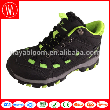 Custom branded mesh sport running shoes