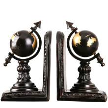 Nordic Retro Bookshelf for European Creative Studio and Office Decoration