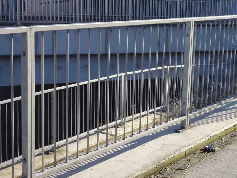 Roadside Pedestrian Safety Guard Rails with Staggered Bars