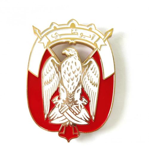 Logotipo de los Emiratos Árabes Unidos Bandera Color Falcon Emblema de metal