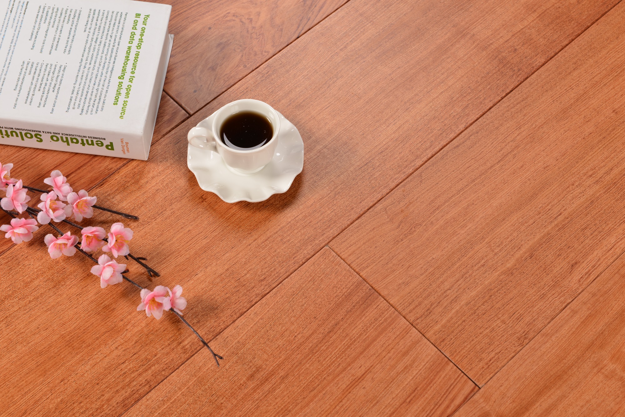 100% luxury wood flooring