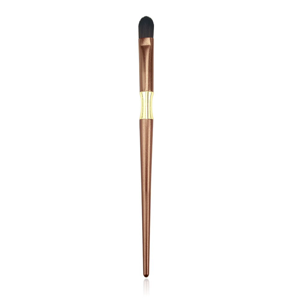 Concealer Brush Under Eyes