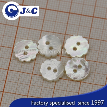 new design bespoke shape white mop shell button