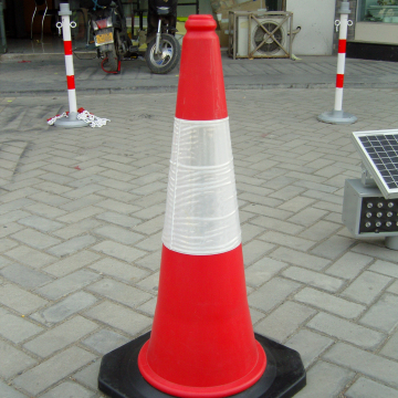 PE Traffic Cone with Rubber Base 100cm