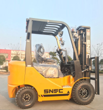 Popular Sale 1.5 Ton Propane Forklift Price