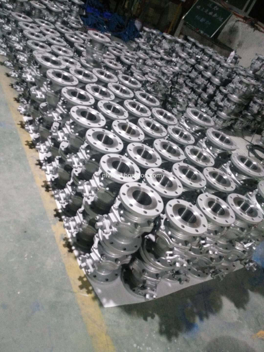 Two Pcs Casted Steel Ball Valve ()