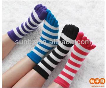 Five toe socks