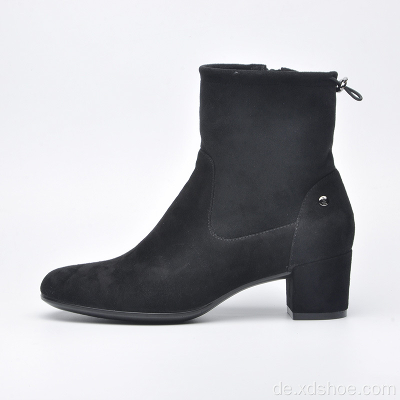 55 mm hoher klassischer Stiefel mit Schaftabsatz