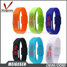 Shenzhen Wholesale promotional candy color waterproof rubber reloj pulsera led