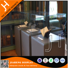 Unique Museum Figure Acrylic Display Case for Cultural Relics