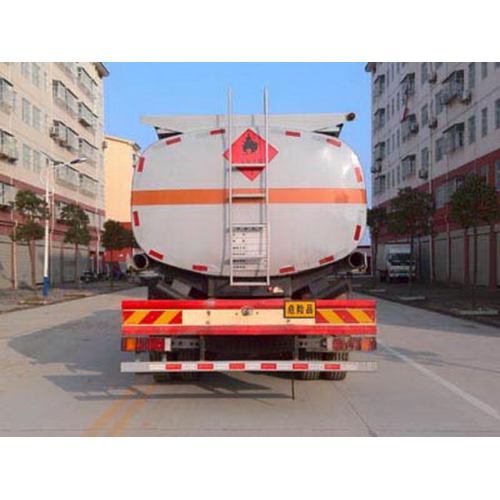 SINOTRUCK STRW 6X4 17000Litres Citerne de transport de carburant