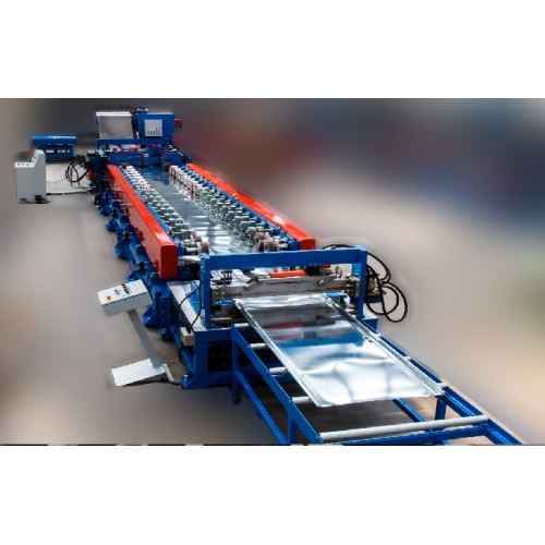 Kualitas Tinggi Panel Pintu Roll Forming Line