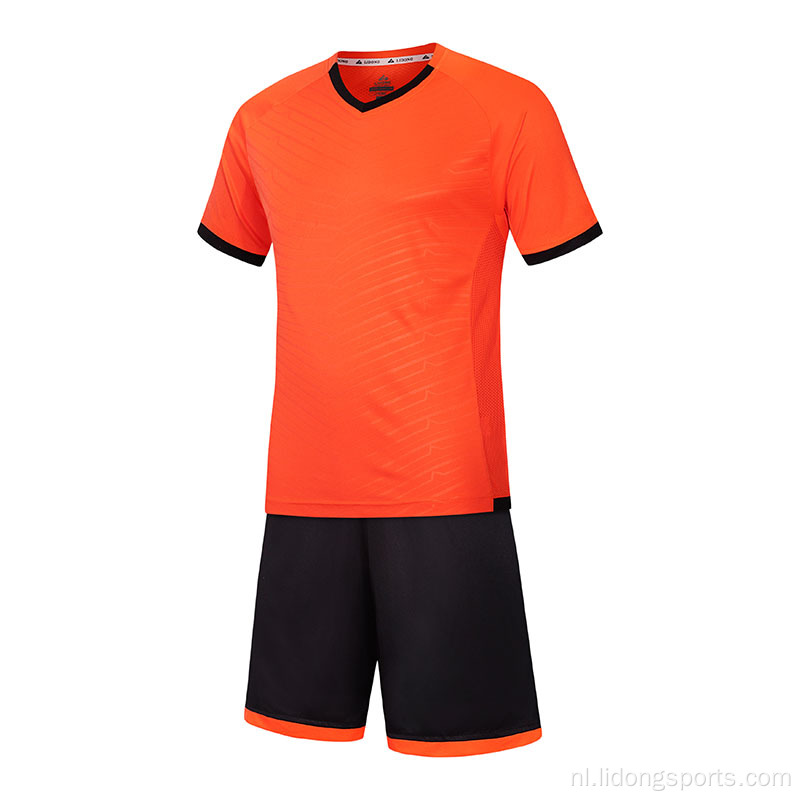 Voetbaluniform aangepast logo nieuwste voetbaljersey groothandel