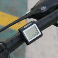 防水デジタル サイクル速度計自転車コンピューター サイクル速度計