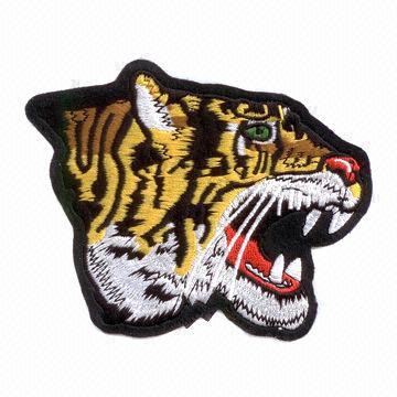 Embroidered Patch for Room Ornaments, Apparels, Homespun Fabrics and Garments