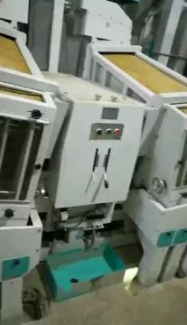 Hot selling cheap automatic modern broken rice paddy separator portable