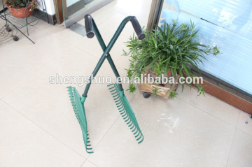 Long Handle Garden Plastic Leaf Grabber