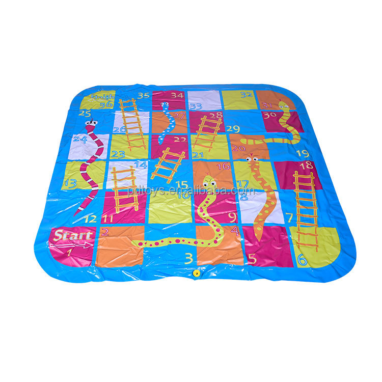  New Design Summer PVC Chessboard Inflatable Spray Pad