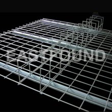 Freestanding Wire Mesh Divider/rack divider for warehouse storage