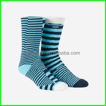 Jacquard funky knitted cotton men socks