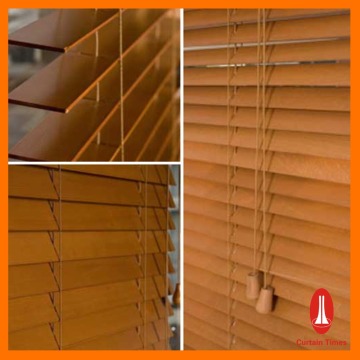 wooden horizontal venetian blinds/shutters