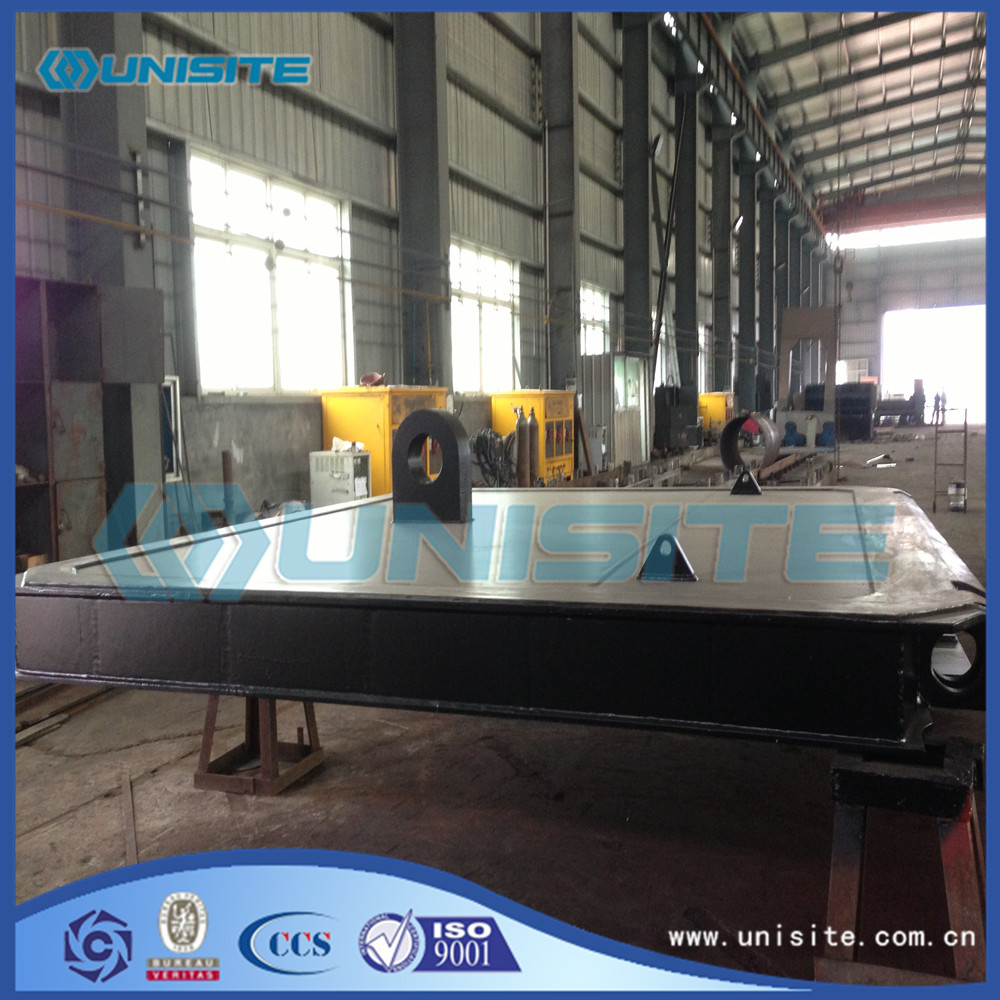 Dredge bottom steel doors